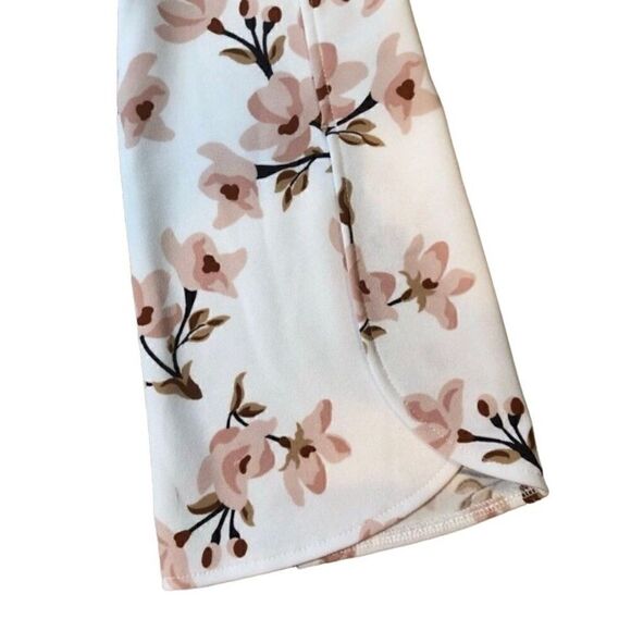 Ann Taylor Floral Top with 3/4 Length Tulip Sleeves in Cream/Brown Women’s PS - Picture 3 of 7